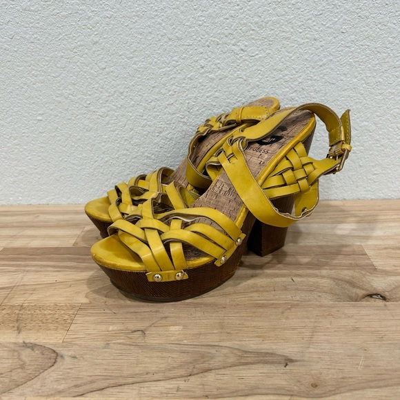 Guess Yellow Platform Sandals SZ 6M - Picture 1 of 7